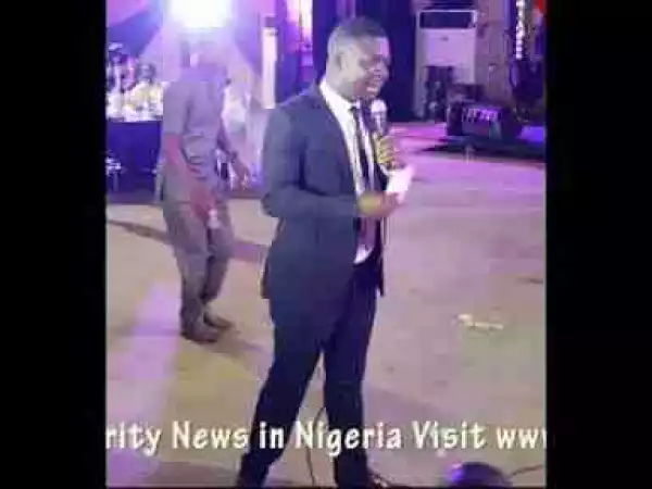Video: MC Seyi Law Cracks Joke To Trill The Guest As Keke,D1 Opens The Event At Oritsefemi